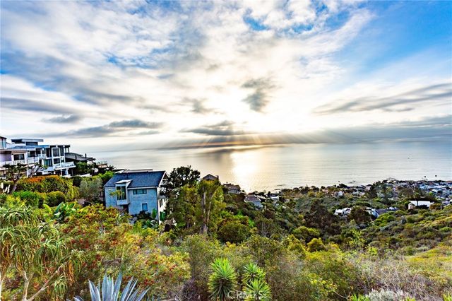 805 Katella, Laguna Beach, CA 92651
