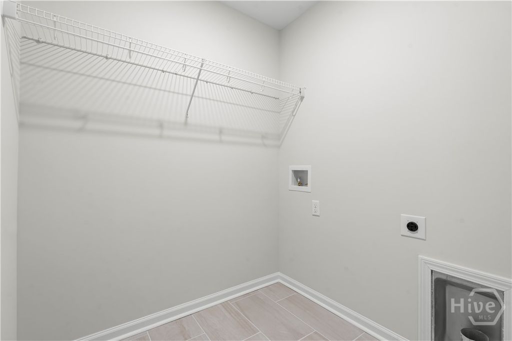 Image 17 of property listing at 734 Highland Circle, Richmond Hill, GA 31324