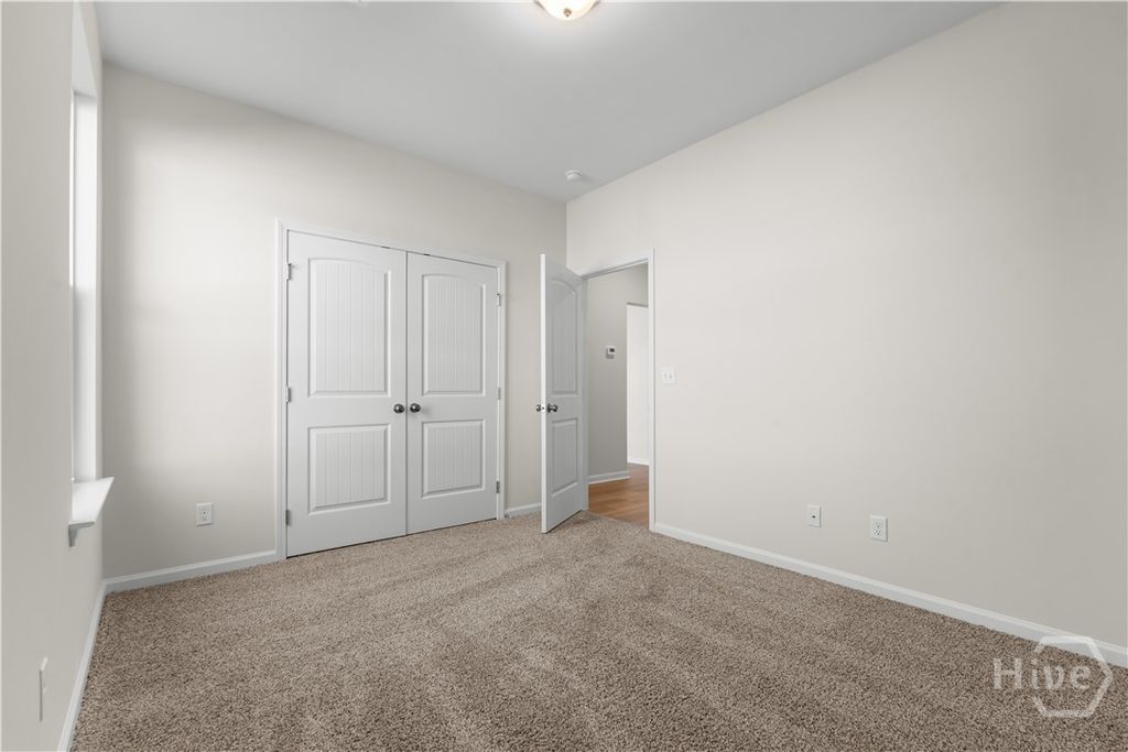 Image 19 of property listing at 734 Highland Circle, Richmond Hill, GA 31324