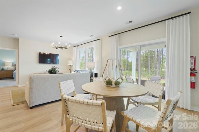 1099 Arundle Road, Sherrills Ford, NC 28673