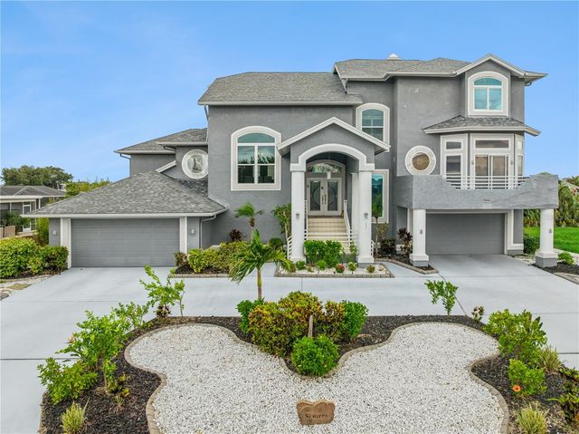 807 CHIPAWAY DRIVE, Apollo Beach, FL 33572