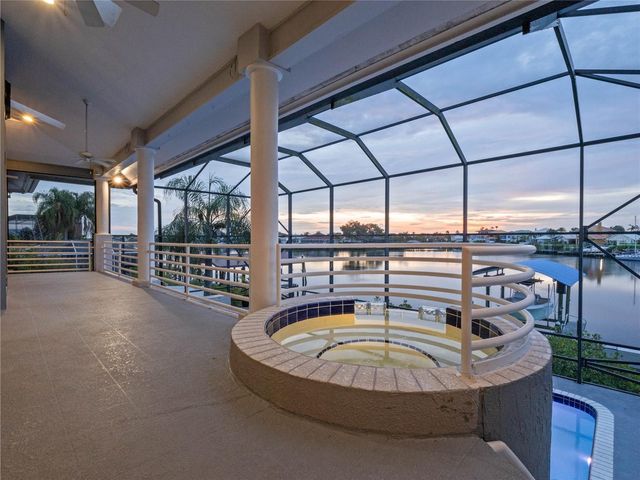 807 CHIPAWAY DRIVE, Apollo Beach, FL 33572