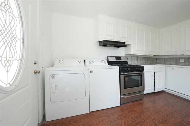 7013 Kittridge St Street, Houston, TX 77028