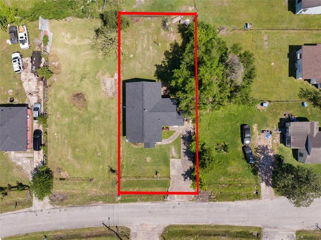 7013 Kittridge St Street, Houston, TX 77028