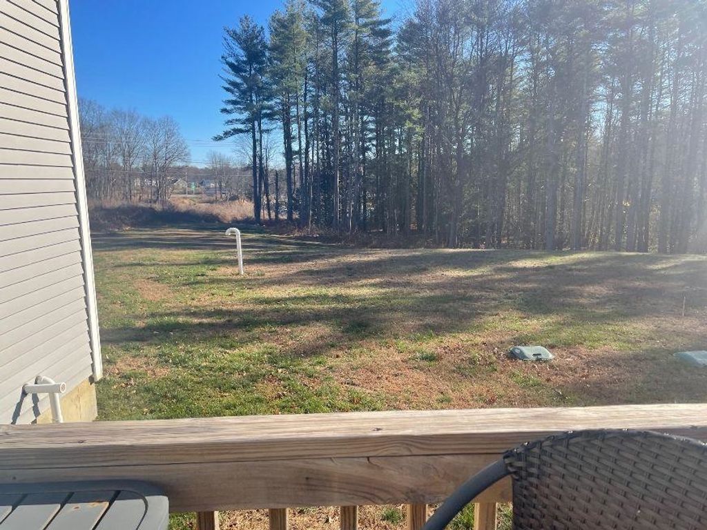 Image 2 of property listing at 28 Campbell Dr Unit B, Hampton, NH 03842