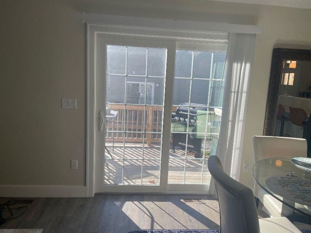 Image 4 of property listing at 28 Campbell Dr Unit B, Hampton, NH 03842