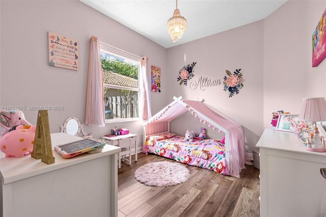 695 SE 30th Dr, Homestead, FL 33033