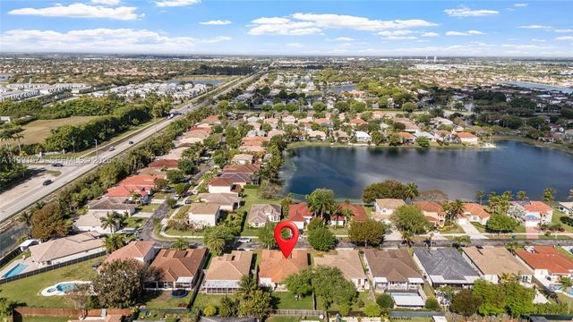 695 SE 30th Dr, Homestead, FL 33033