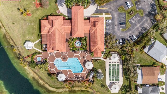 695 SE 30th Dr, Homestead, FL 33033