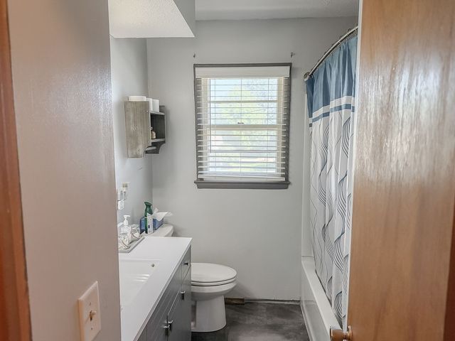 518 NE 3rd Street, Ankeny, IA 50021