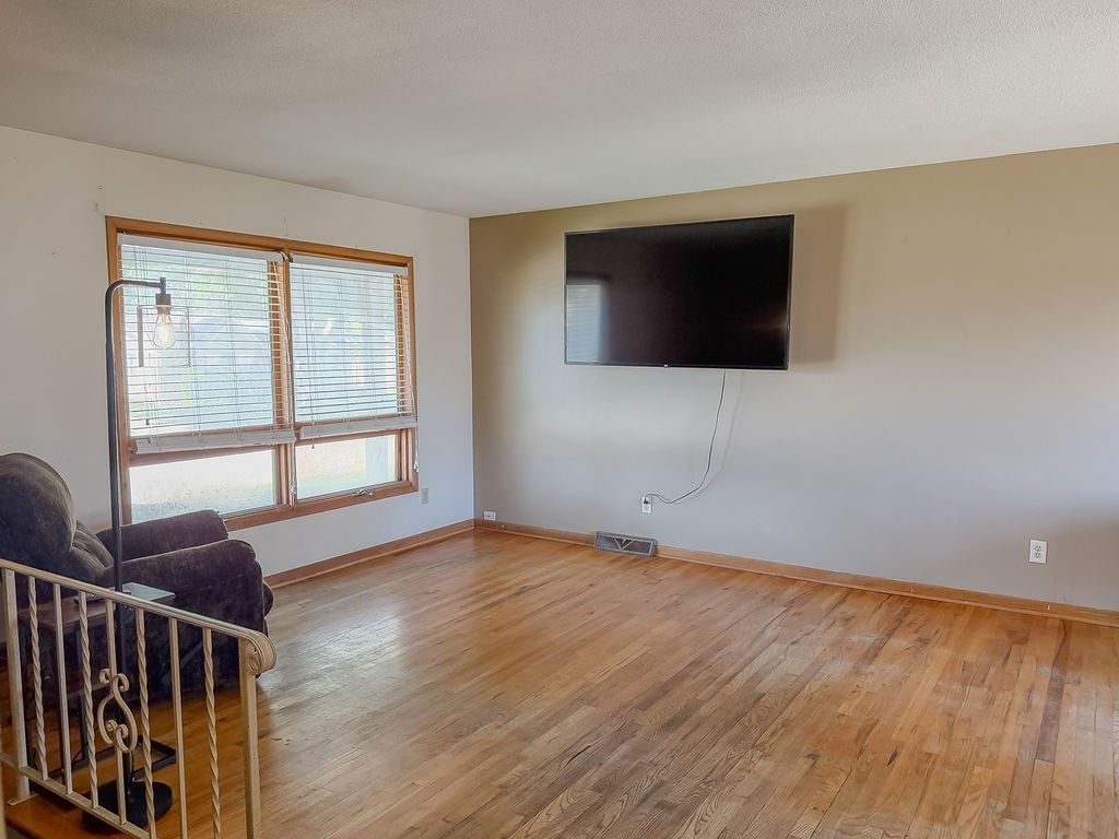 518 NE 3rd Street, Ankeny, IA 50021