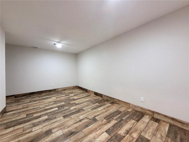 114 Lakeview Drive N, Hilltop Lakes, TX 77871