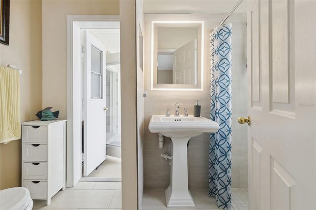 2133 HUNTERS GREENE DRIVE, Lakeland, FL 33810