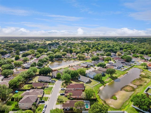 2133 HUNTERS GREENE DRIVE, Lakeland, FL 33810