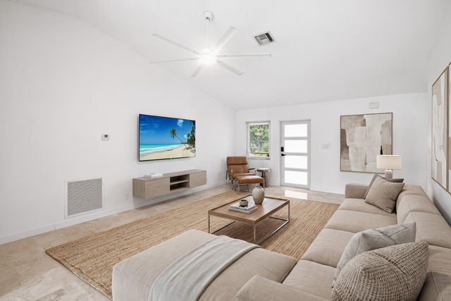 235 NW 3rd Court, Boca Raton, FL 33432