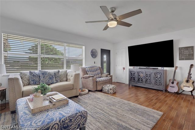 12213 De Moya DR, Fort Myers, FL 33905