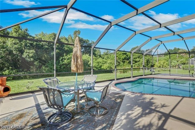 12213 De Moya DR, Fort Myers, FL 33905