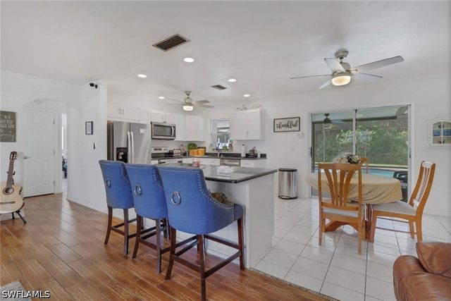 12213 De Moya DR, Fort Myers, FL 33905