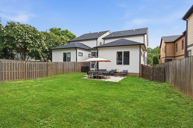1541A Battlefield Dr, Nashville, TN 37215