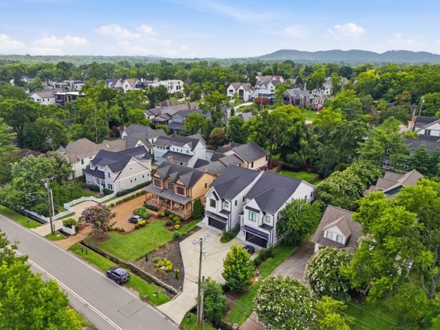 1541A Battlefield Dr, Nashville, TN 37215