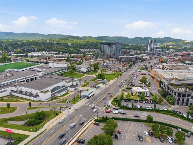 1541A Battlefield Dr, Nashville, TN 37215