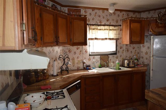 421843 E 1163 Road, Eufaula, OK 74432