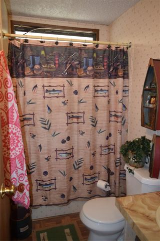 421843 E 1163 Road, Eufaula, OK 74432