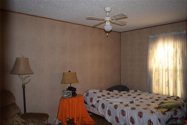 421843 E 1163 Road, Eufaula, OK 74432