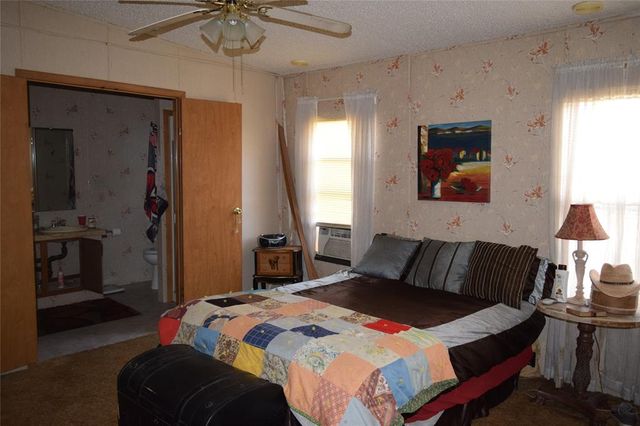 421843 E 1163 Road, Eufaula, OK 74432