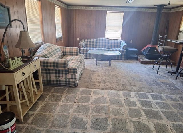 421843 E 1163 Road, Eufaula, OK 74432