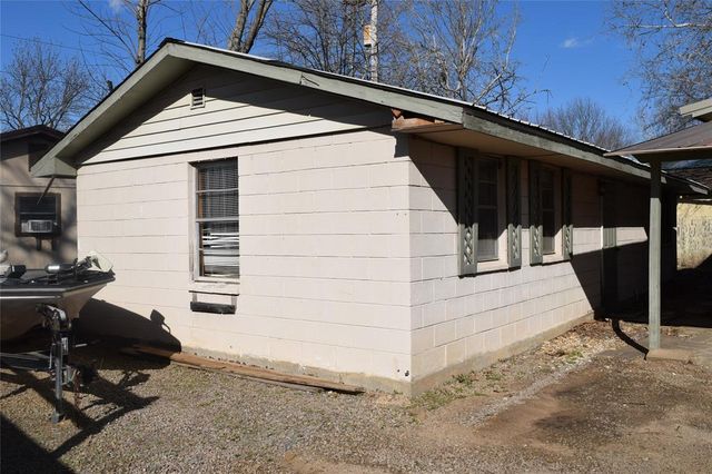 421843 E 1163 Road, Eufaula, OK 74432