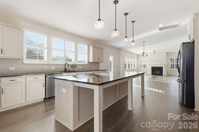 1504 Brooksland Place, Waxhaw, NC 28173