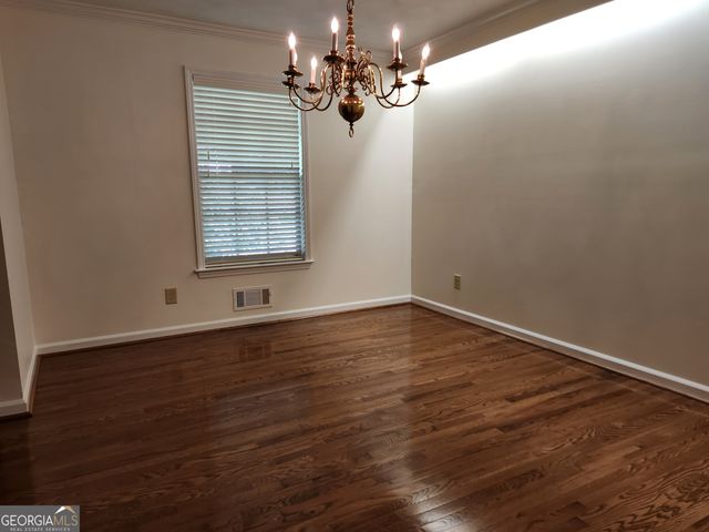 1181 Lakeshore Circle, Gainesville, GA 30501