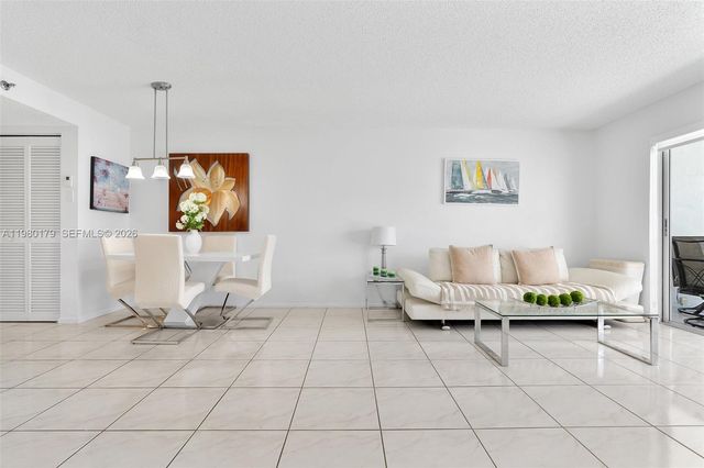 17801 N Bay Rd 607, Sunny Isles Beach, FL 33160