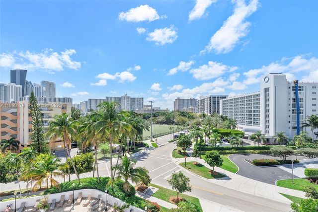 17801 N Bay Rd 607, Sunny Isles Beach, FL 33160