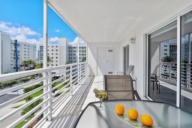 17801 N Bay Rd 607, Sunny Isles Beach, FL 33160