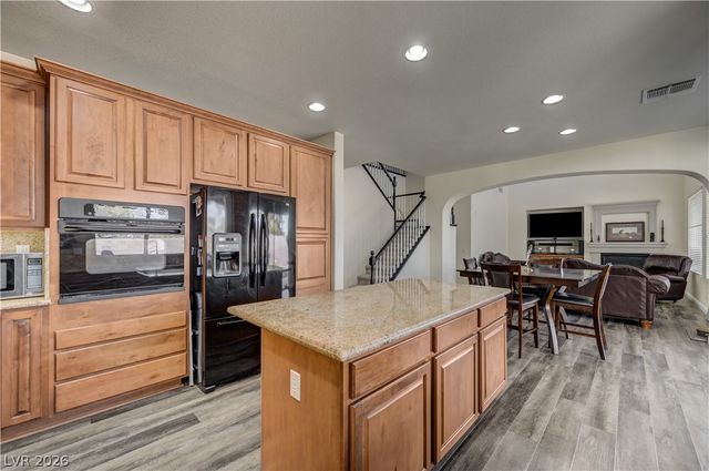 640 Blue Crystal Creek Road, Henderson, NV 89002