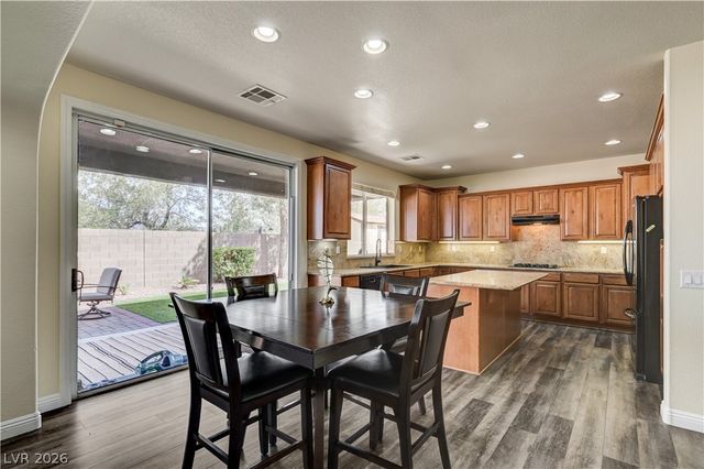 640 Blue Crystal Creek Road, Henderson, NV 89002