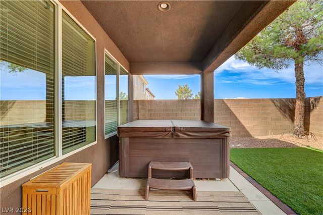 640 Blue Crystal Creek Road, Henderson, NV 89002