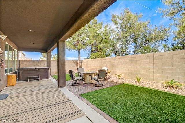 640 Blue Crystal Creek Road, Henderson, NV 89002