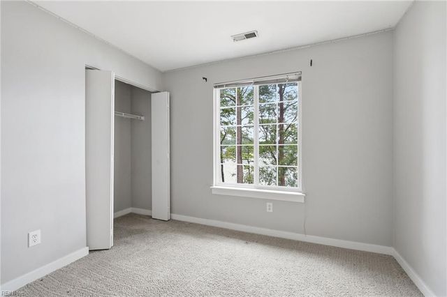 246 Dockside Dr Apt C, Hampton, VA 23669