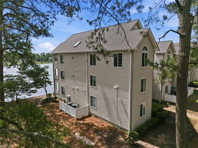 246 Dockside Dr Apt C, Hampton, VA 23669