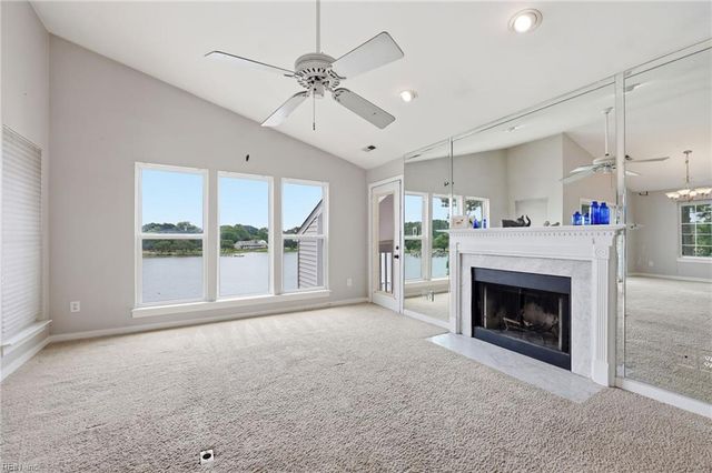 246 Dockside Dr Apt C, Hampton, VA 23669