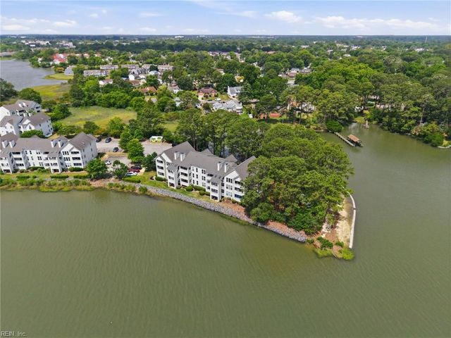 246 Dockside Dr Apt C, Hampton, VA 23669