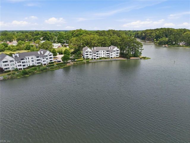 246 Dockside Dr Apt C, Hampton, VA 23669