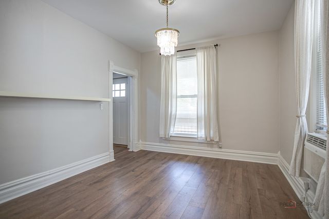 228 S Lincoln Avenue, Waukegan, IL 60085