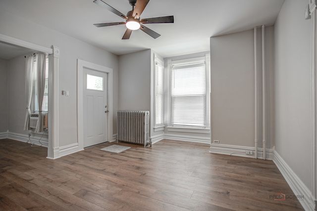 228 S Lincoln Avenue, Waukegan, IL 60085