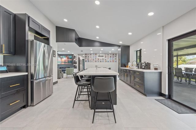 18462 SW 88th Pl, Cutler Bay, FL 33157