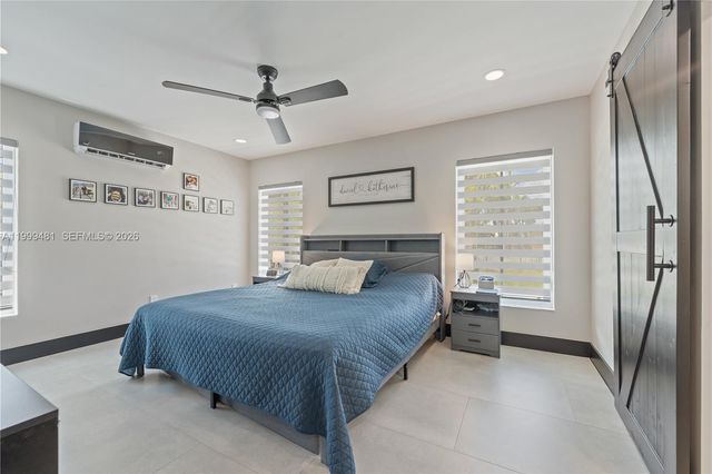 18462 SW 88th Pl, Cutler Bay, FL 33157