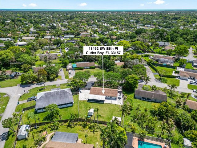 18462 SW 88th Pl, Cutler Bay, FL 33157